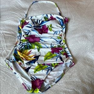 Tommy Bahama Floral women Swimwear